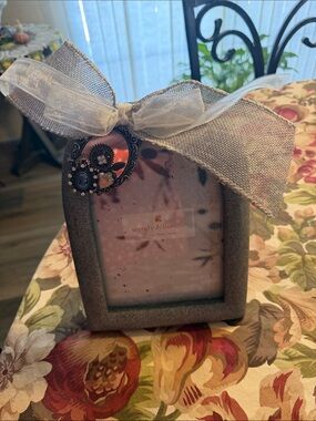 Source Unknown Silver Glitter Frame with Burlap and Sheer Bow Accent